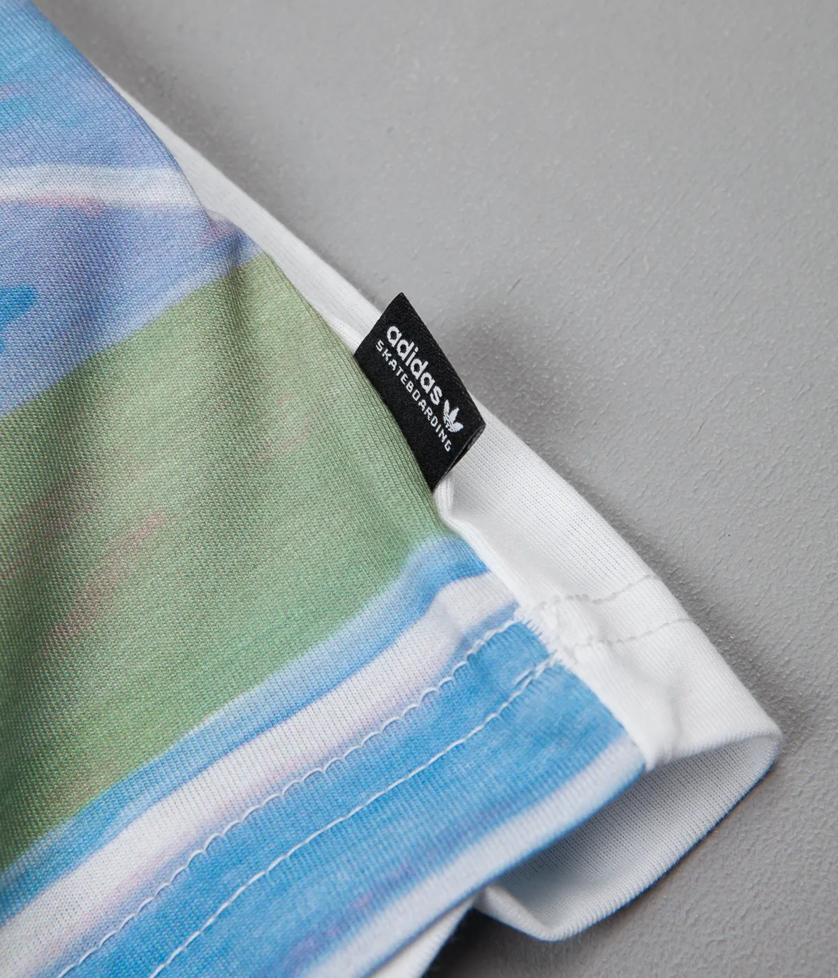 Adidas Lotti Long Sleeve T-Shirt - White / Multicolour