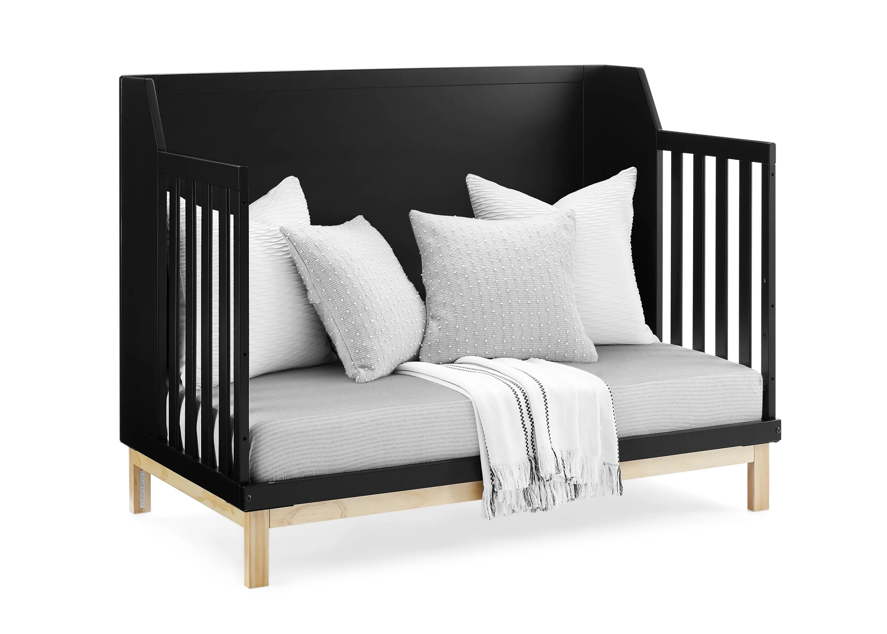 babyGap Oxford 6-in-1 Convertible Crib
