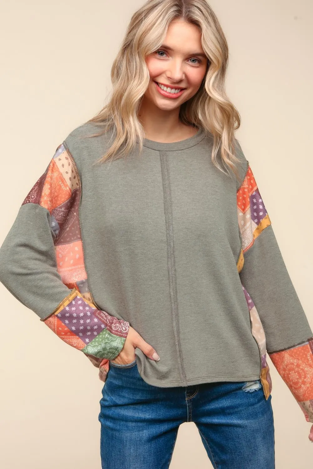 COLOR BLOCK LONG SLEEVE OUT SEAM PULLOVER TOP