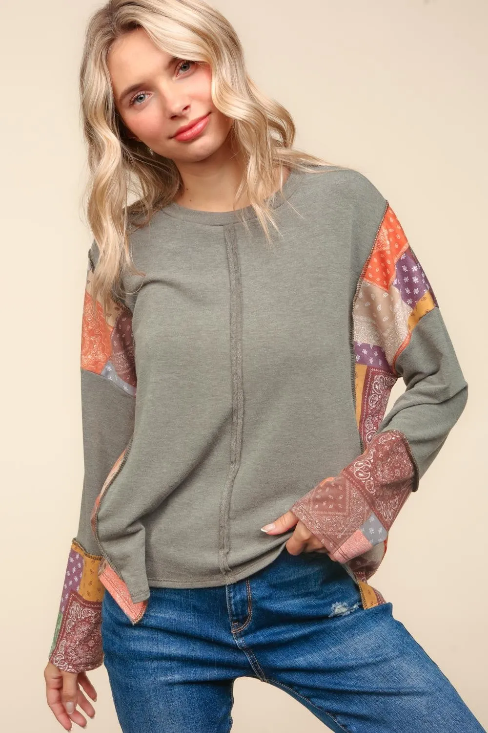 COLOR BLOCK LONG SLEEVE OUT SEAM PULLOVER TOP