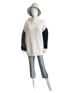 Frame Blue,White, Black, and Grey Knit Sweater /L Frame Blue,White, Black, and Grey Knit Sweater /L