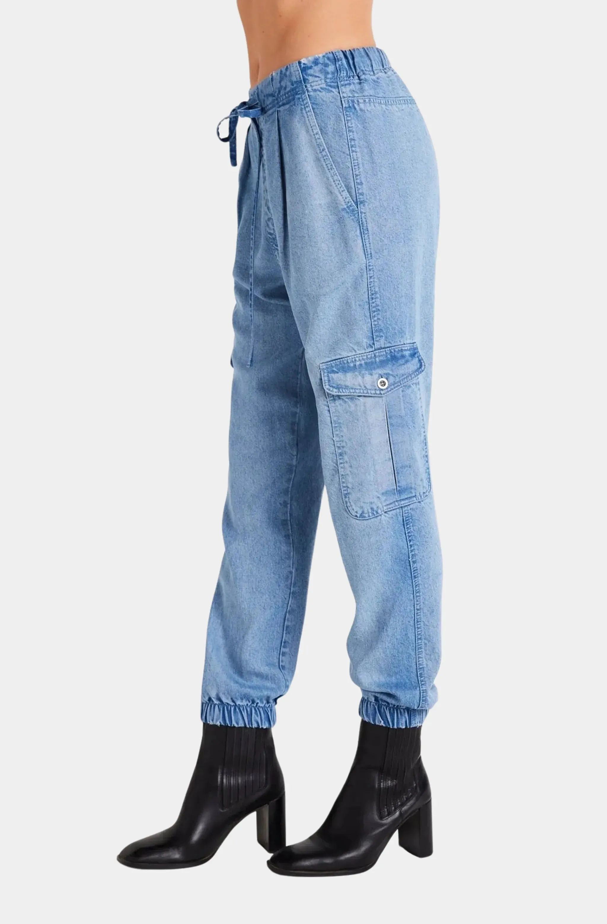 Isla Pleated Jogger