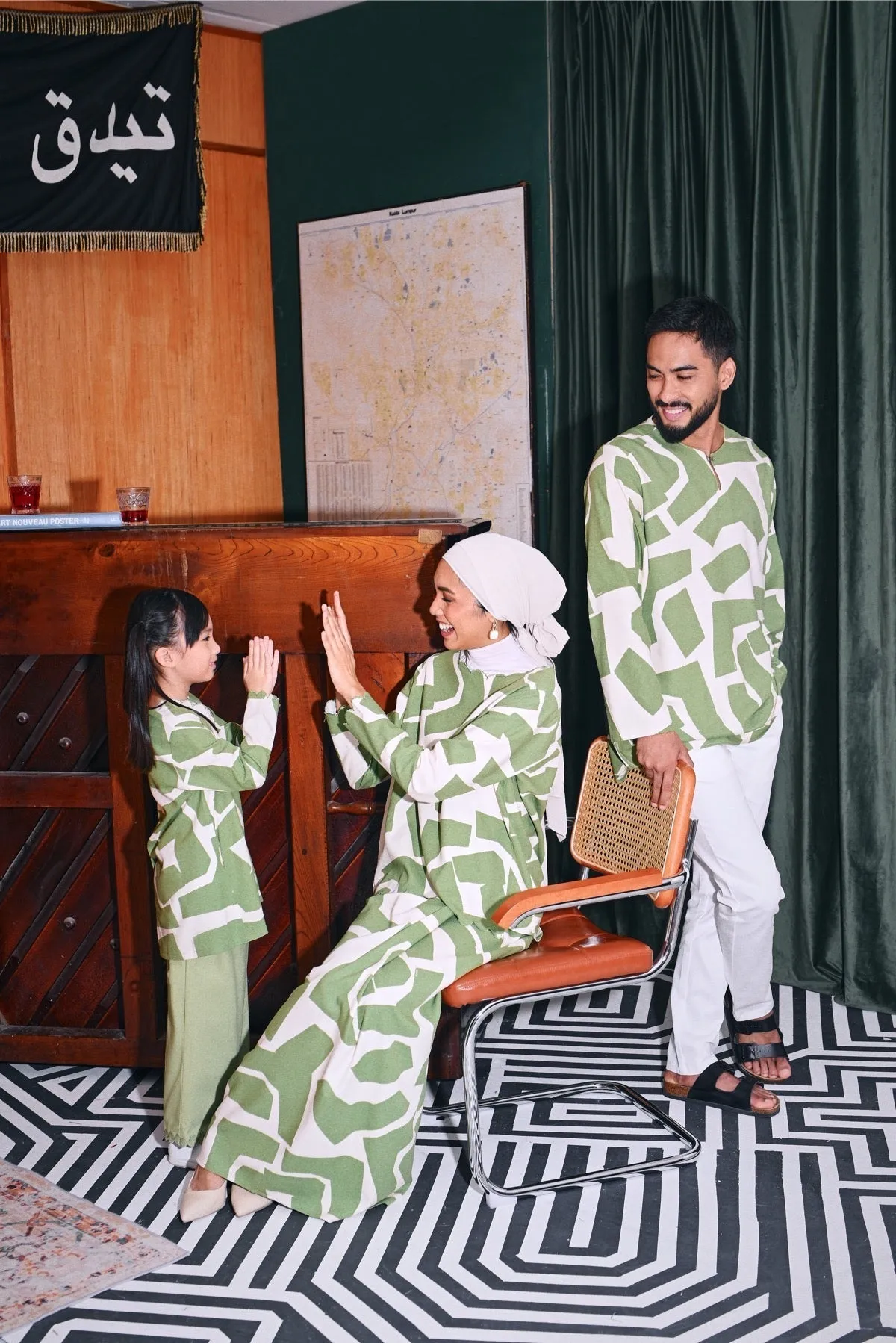 The Congkak Folded Skirt - Lawn Green