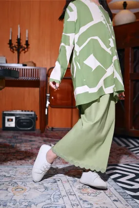 The Congkak Folded Skirt - Lawn Green