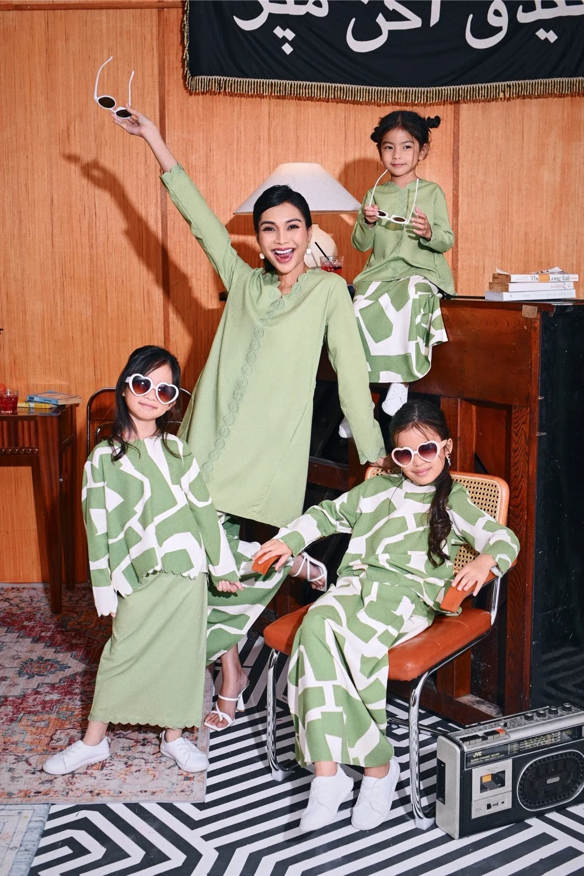 The Congkak Folded Skirt - Lawn Green