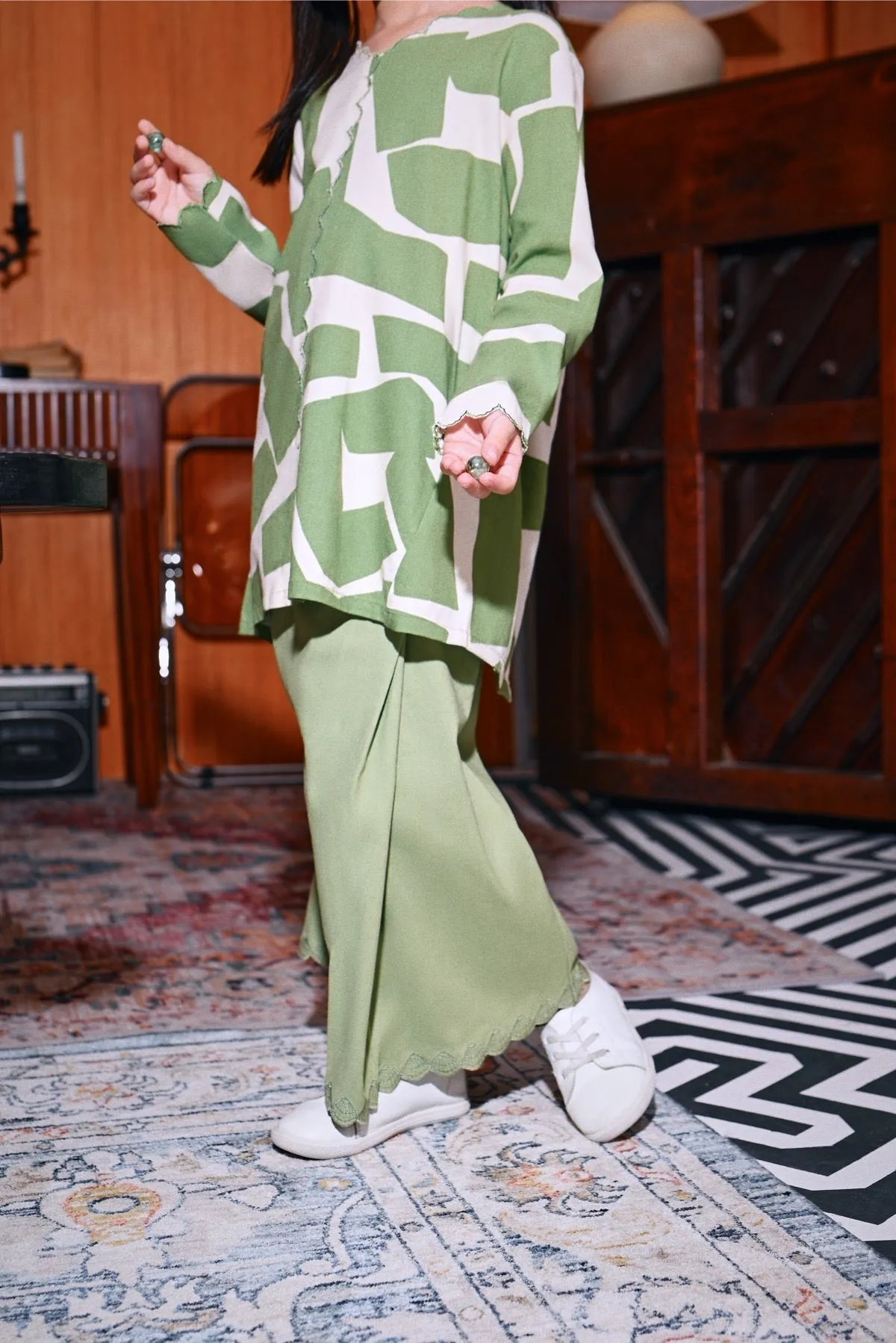 The Congkak Folded Skirt - Lawn Green