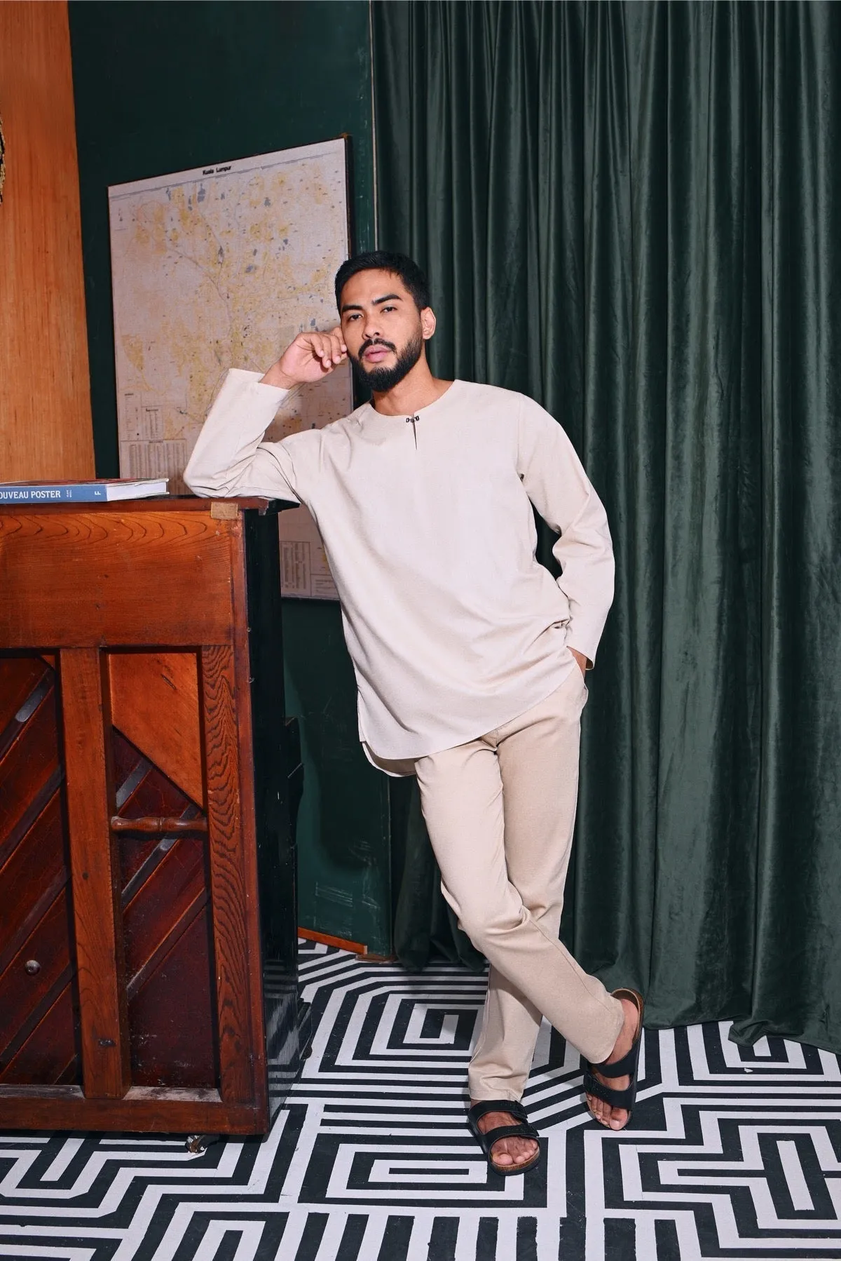 The Congkak Men Kurta - Khaki