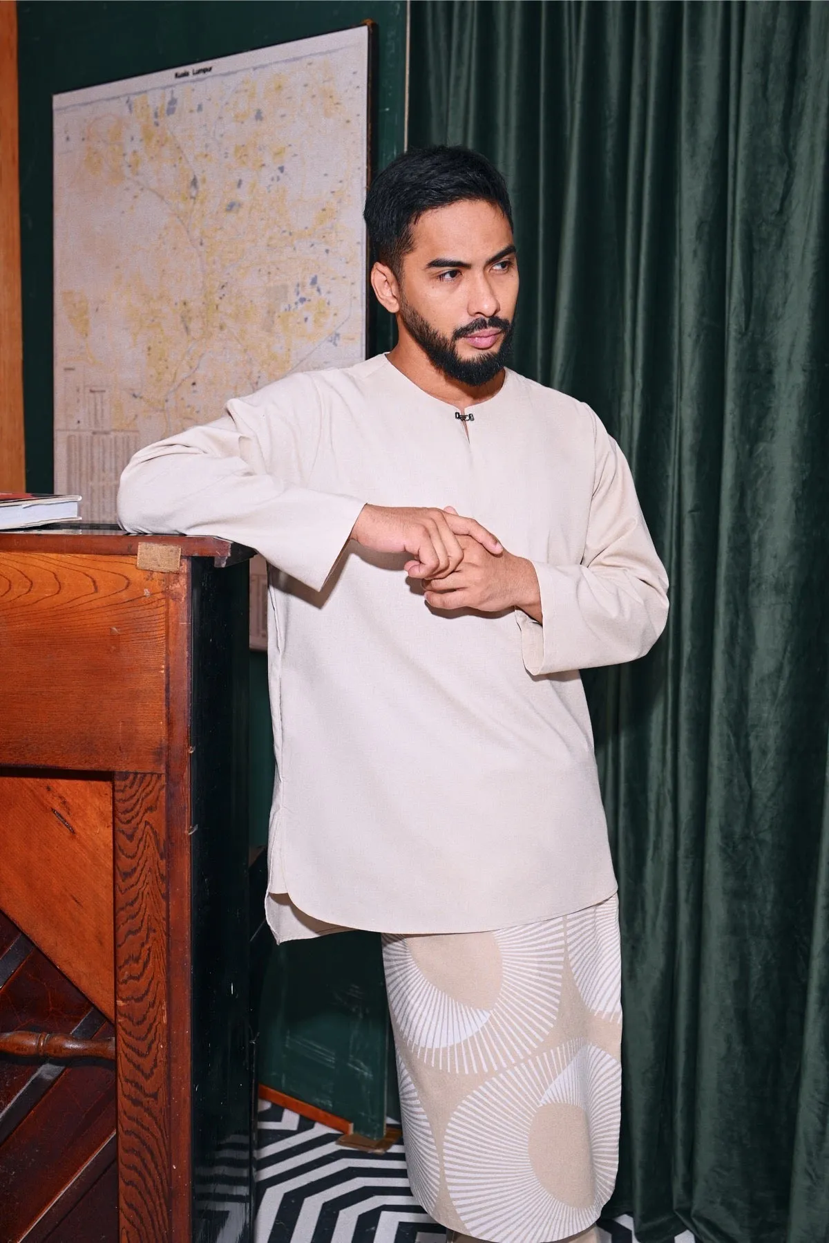 The Congkak Men Kurta - Khaki