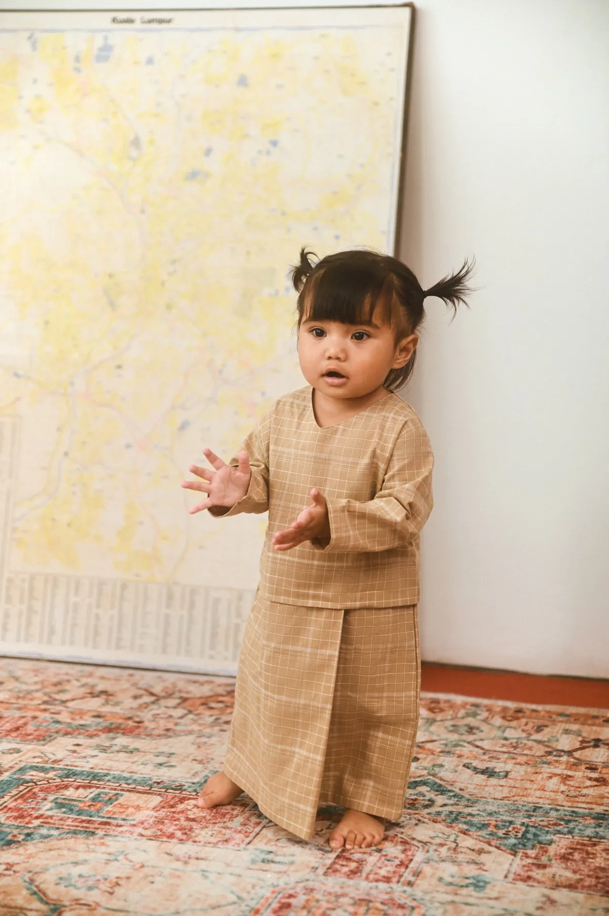 The Dulu Kita Babies Kurung - Kita Khaki Checked