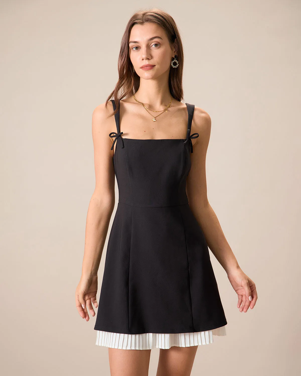 Women's Black Contrasting Bowknot Slip Mini Dress